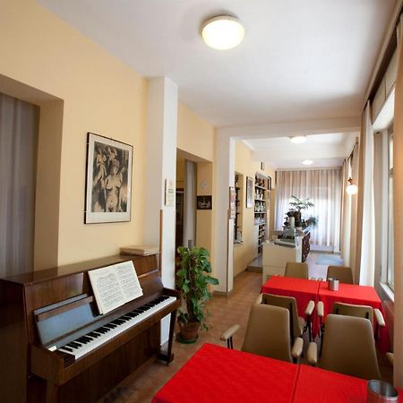 Albergo Moretti 세니갈리아 외부 사진